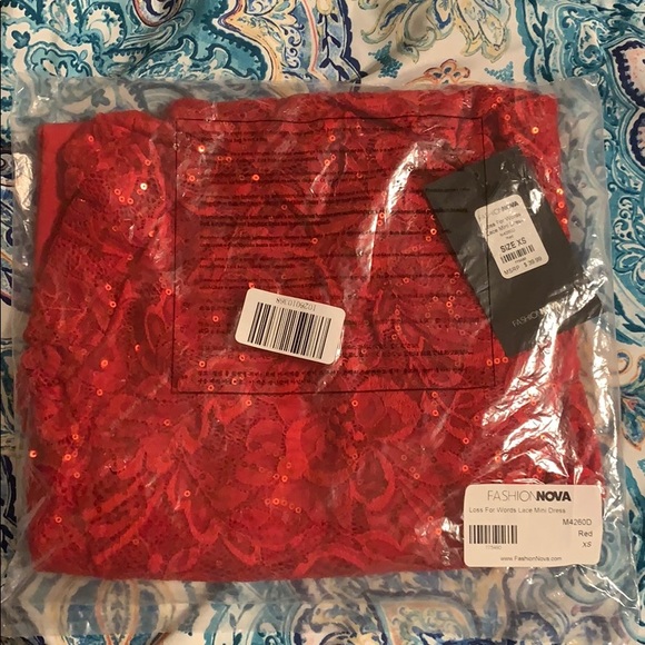 Lace mini dress - Picture 3 of 3